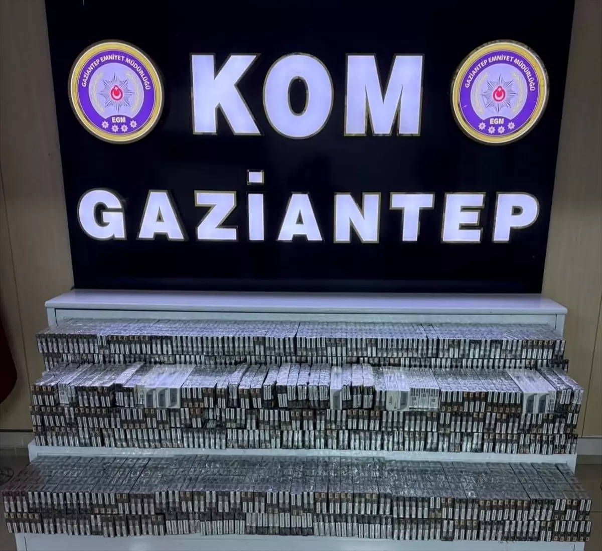 Gaziantep'te Binlerce Kaçak Sigara Makaronu Ele Geçirildi