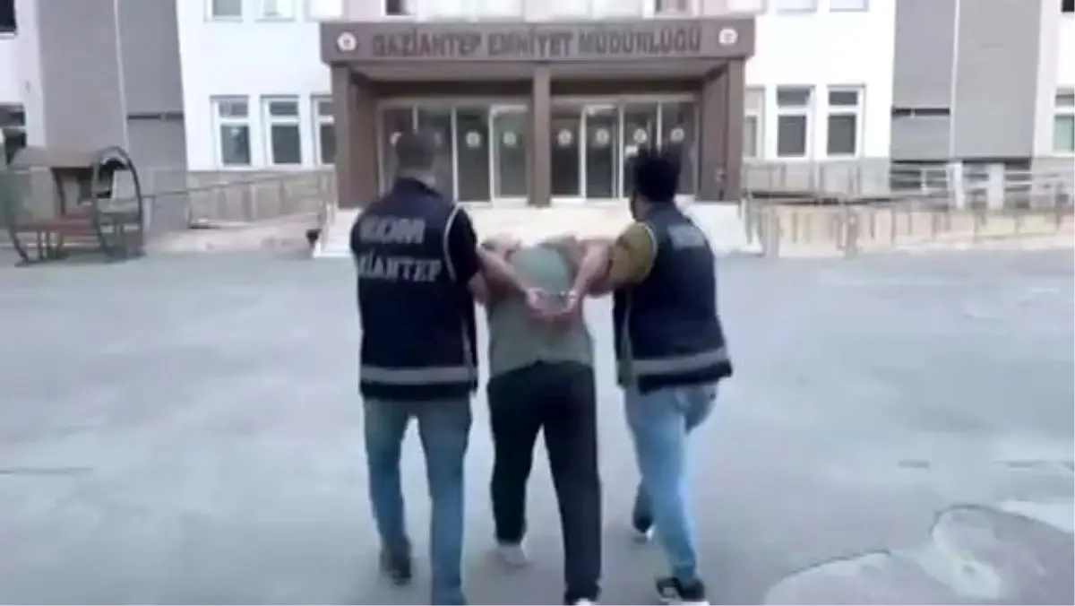 Gaziantep'te Gerçekleştirilen Operasyonda 13 Ruhsatsız Tabanca Ele Geçirildi