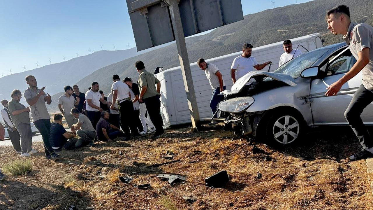 Gaziantep'te İslahiye-Nurdağı Yolunda Feci Kaza: 6 Kişi Yaralandı