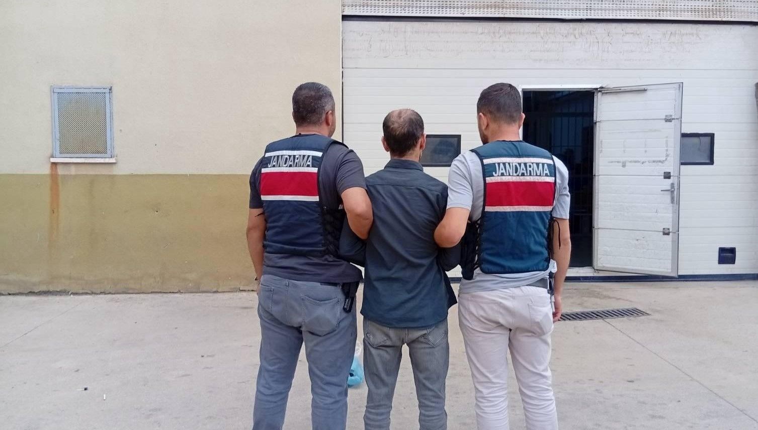 Gaziantep'te Kesinleşmiş Hapis Cezası Bulunan Şahıs Jandarma Tarafından Yakalandı