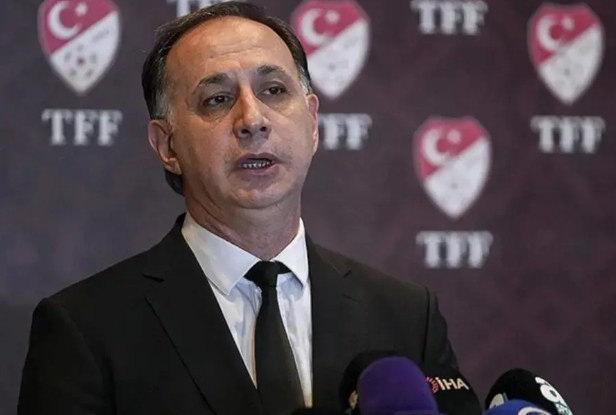 İbrahim Hacıosmanoğlu'nun MHK'de Değişim Kararı: Süper Lig Hakemi Arda Kardeşler Hakemliği Bırakıyor