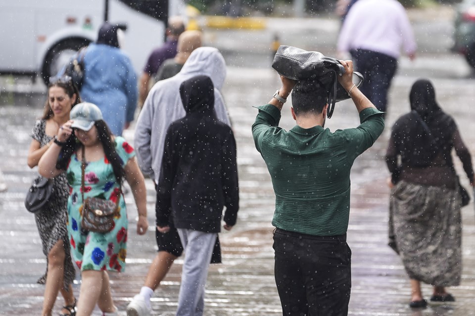 Bugün hava nasıl olacak? İstanbul'da 18.00'den sonrasına dikkat