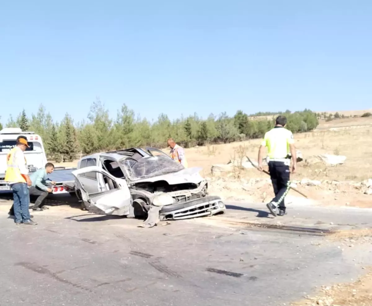 Karkamış Belediye Başkanı'nın Şoförünün Trafik Kazasında Hayatını Kaybetmesi