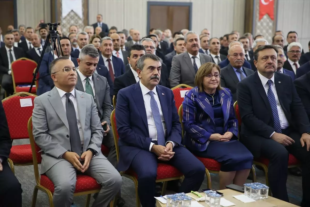 Milli Eğitim Bakanı Yusuf Tekin: Eğitim Süreci Her Zaman Zorlu Olacak