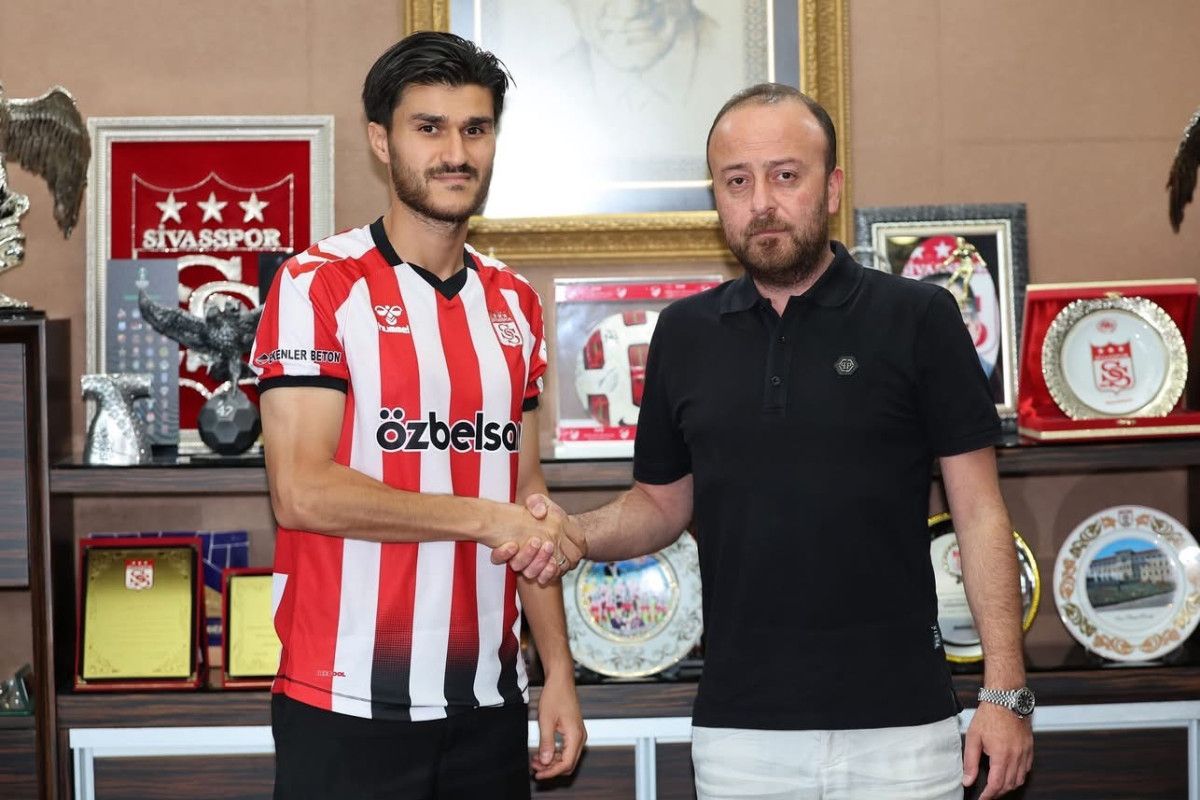Sivasspor, Yusuf Cihat Çelik ile Orta Sahasını Güçlendirdi