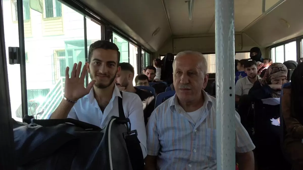 Suriyelilerin Gönüllü Dönüş Süreci ve Türkiye-Suriye Sınırındaki Durum