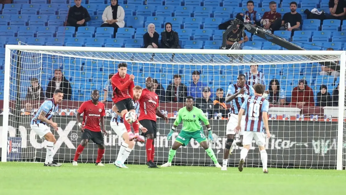 Trabzonspor'un Kalecisi Andre Onana’nın Gaziantep FK Maçındaki Unutulmaz Asisti