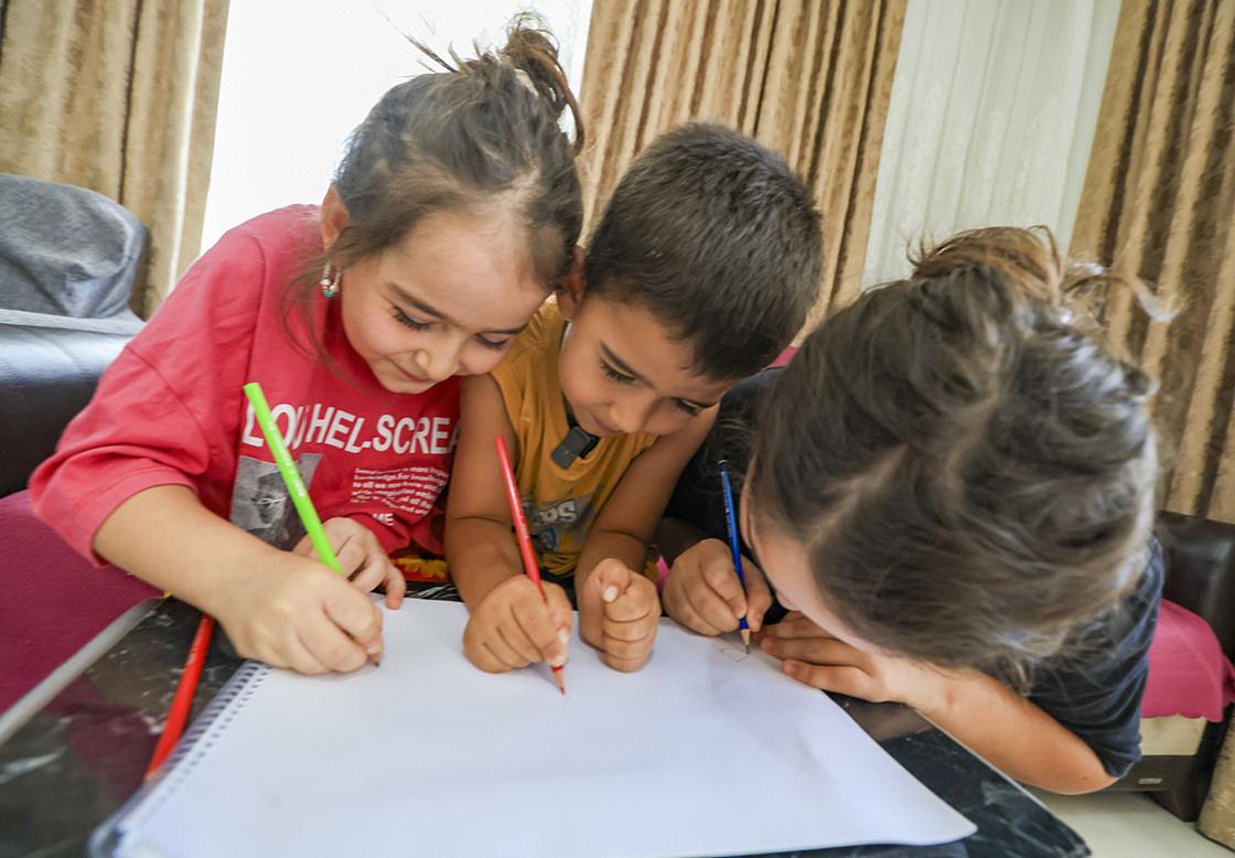 Türk Kızılay’dan 7 Bini Aşkın Öğrenciye Kırtasiye Yardımı ve Eğitim Desteği