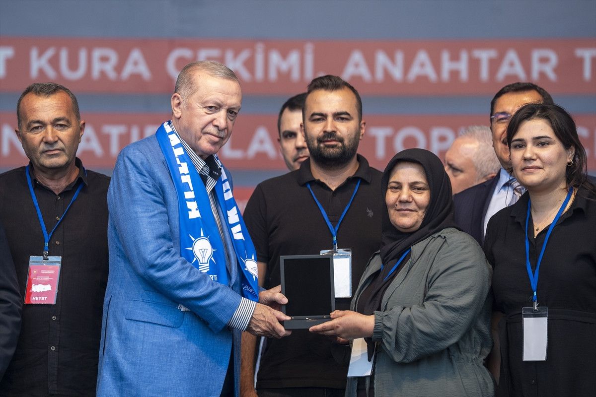 Türkiye Deprem Bölgesinde 300 Bin Yeni Yuva Teslim Edildi