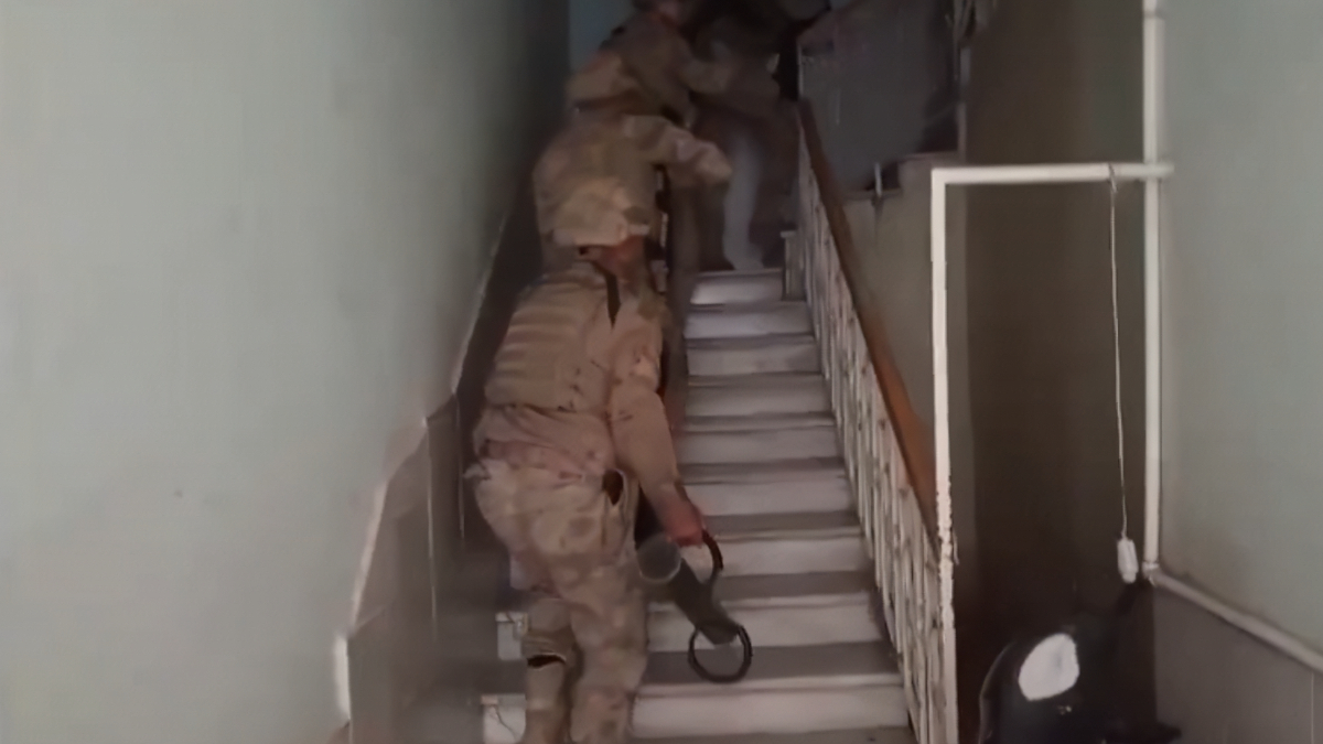 Türkiye Genelinde DEAŞ'a Büyük Operasyon: 32 İlde 51 Şüpheli Yakalandı