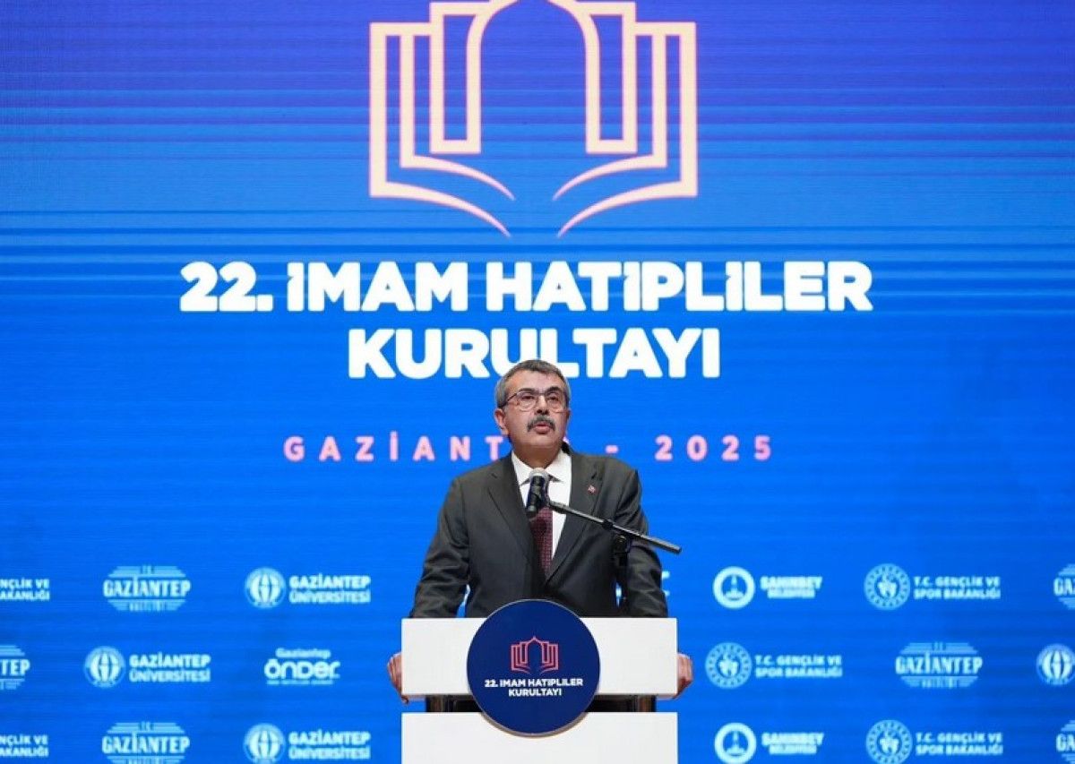 Yusuf Tekin: Türkiye'nin İmam Hatip Modellerini Dünya Sahnesinde Öne Çıkarma Vizyonu