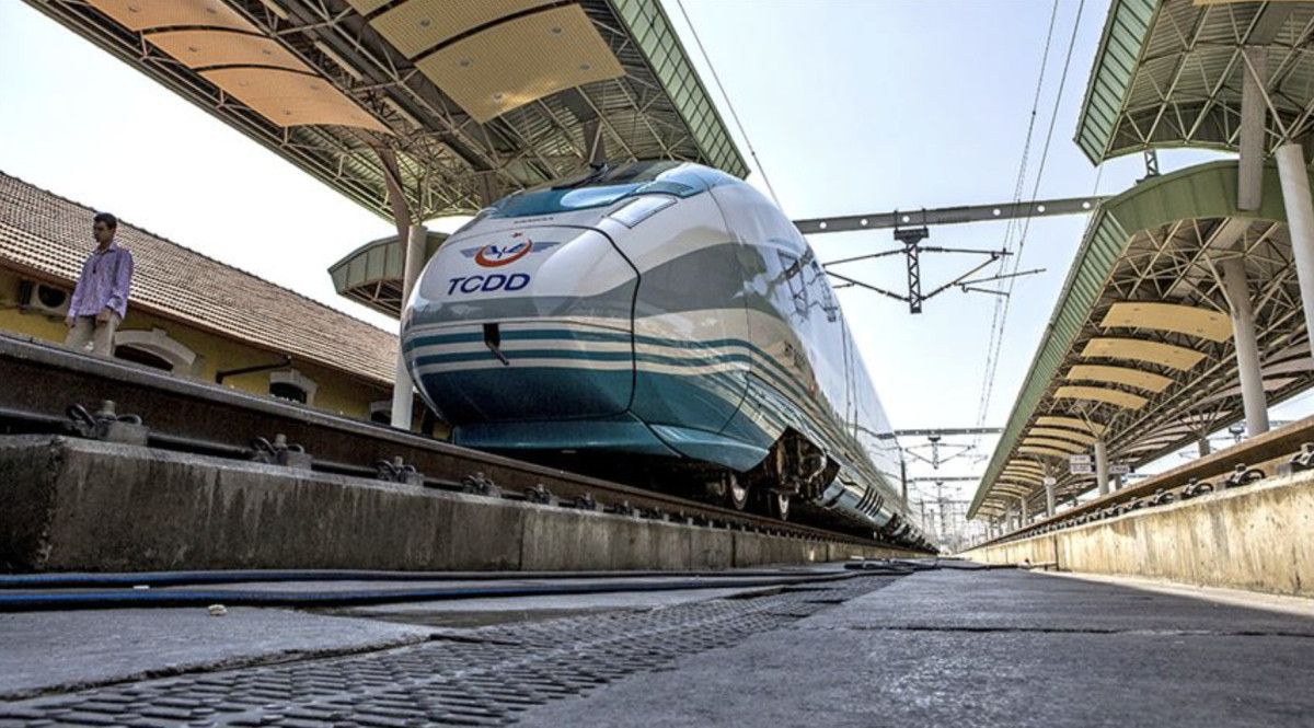 Abdulkadir Uraloğlu: Türkiye'yi küresel lojistik ağının vazgeçilmez bir merkezi haline getireceğiz