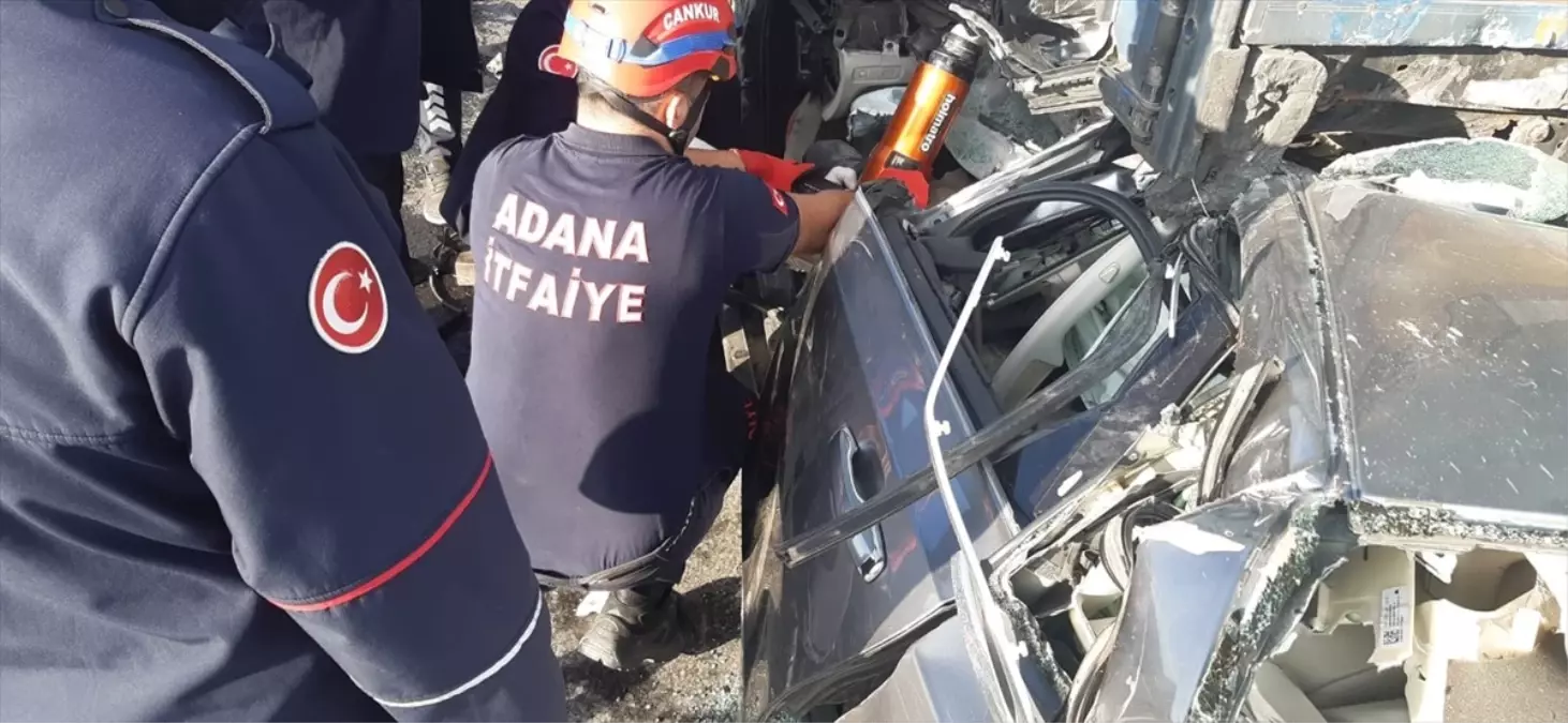 Adana Ceyhan Otoyolunda Meydana Gelen Trafik Kazasında 1 Kişi Hayatını Kaybetti