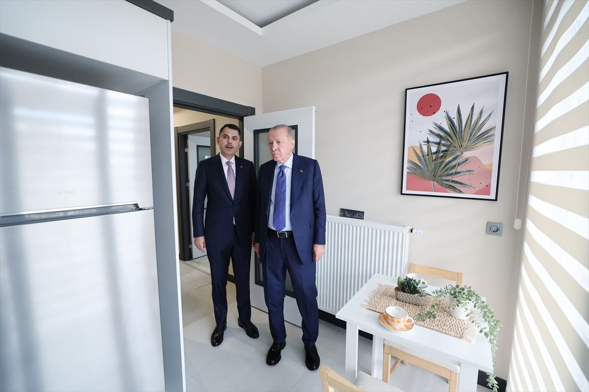 Cumhurbaşkanı Erdoğan Yüzyılın Konut Projesi'nin Örnek Dairelerini İnceledi
