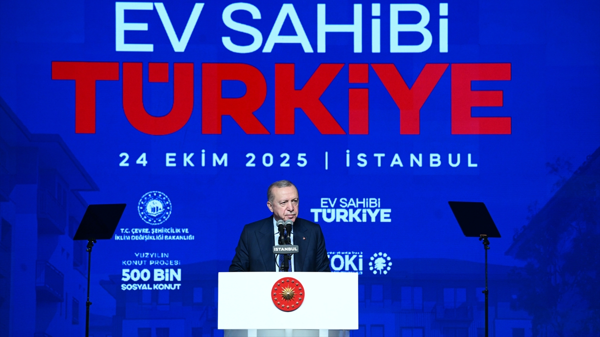 Cumhurbaşkanı Erdoğan: 500 bin konutun 100 binini İstanbul'da yapacağız