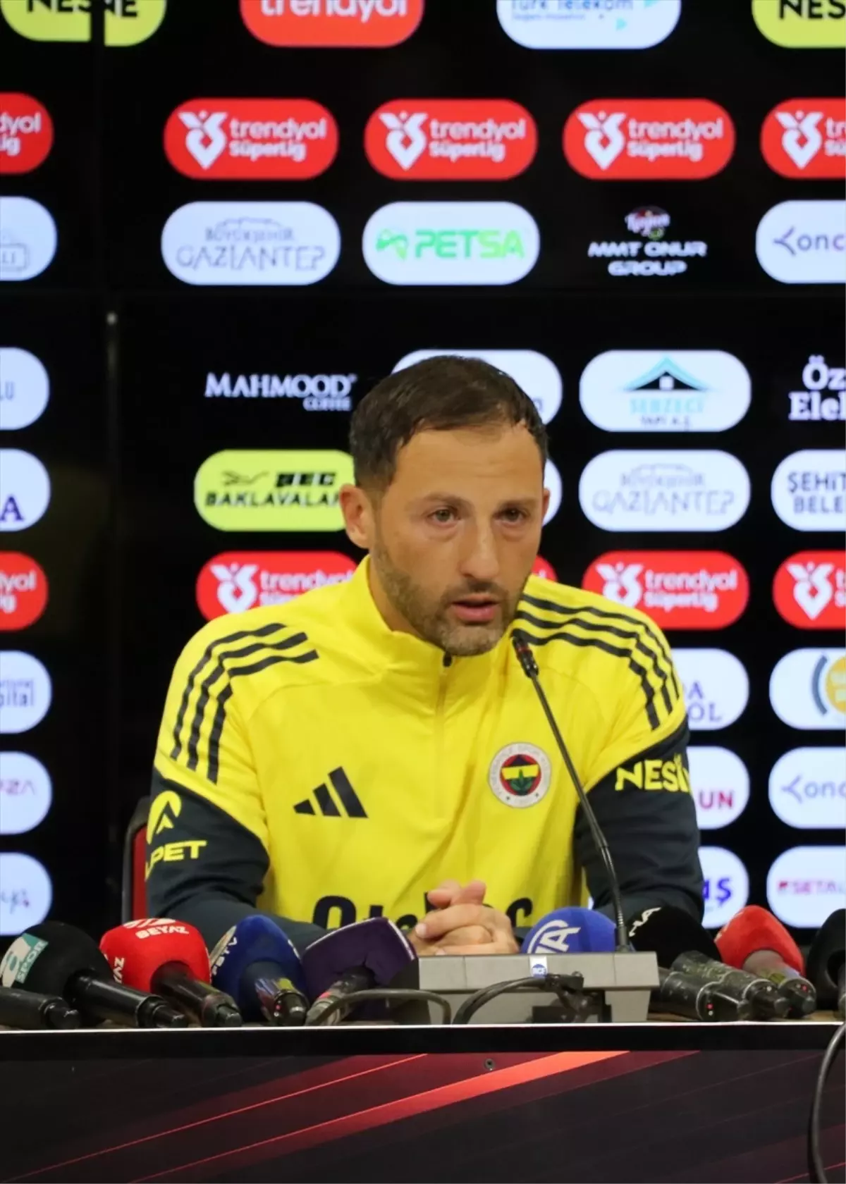 Domenico Tedesco: Takımdaki Birliktelik Başarıyı Getiriyor