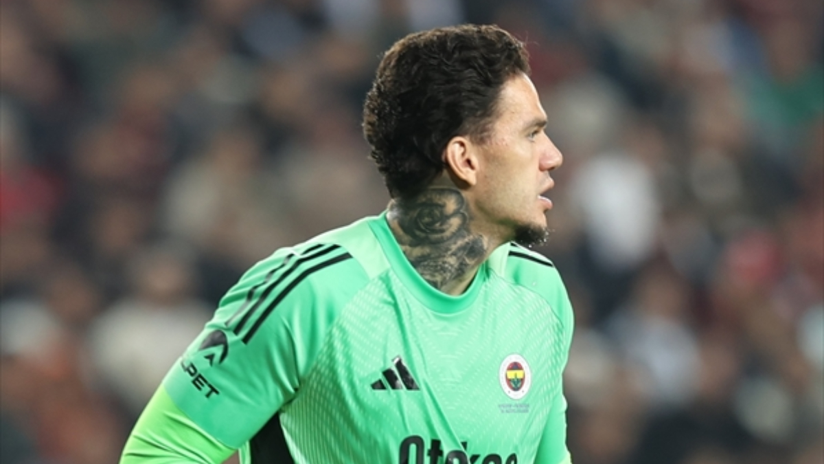 Ederson'un Fenerbahçe'deki Başarılı Performansı: Süper Lig'de Kalesini Neredeyse Gole Kapattı