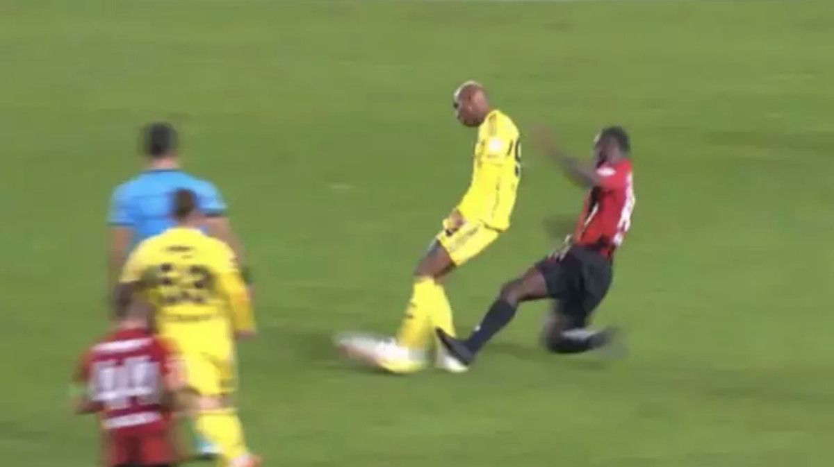 Eski hakemler, Gaziantep FK - Fenerbahçe maçının tartışmalı pozisyonlarını değerlendirdi