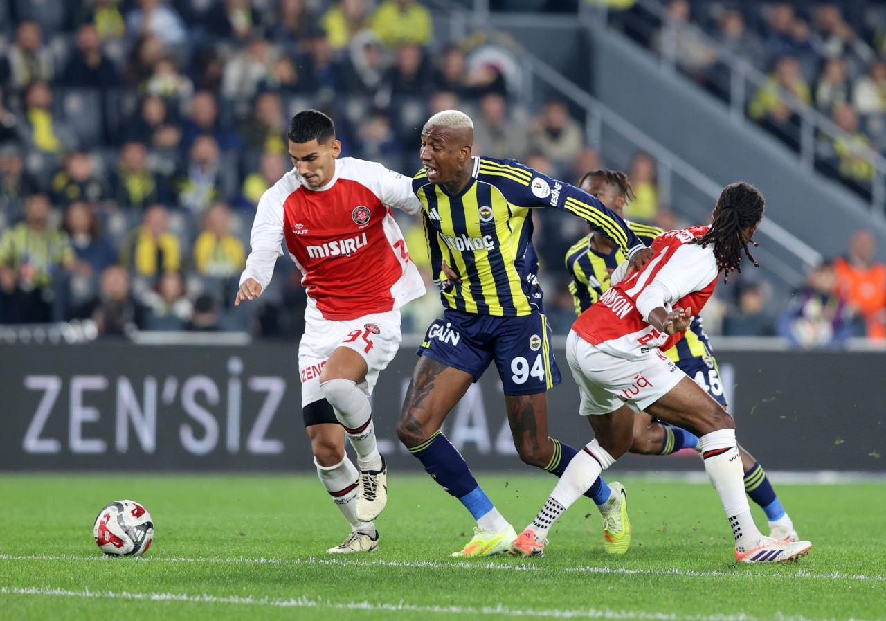 Fenerbahçe, Evinde Fatih Karagümrük'ü 2-1 Mağlup Ederek Haftayı Zaferle Tamamladı