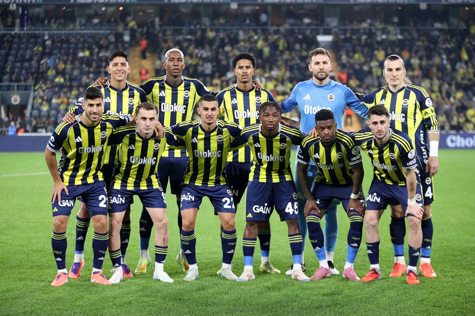 Fenerbahçe, Karagümrük Karşısında Kadıköy'de Zorlu Mücadeleyi 2-1 Kazandı