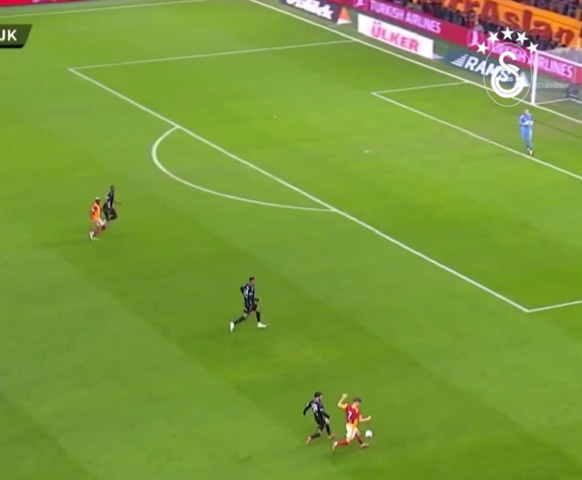 Galatasaray'dan maç sonu tepki: Kol kola kardeşler