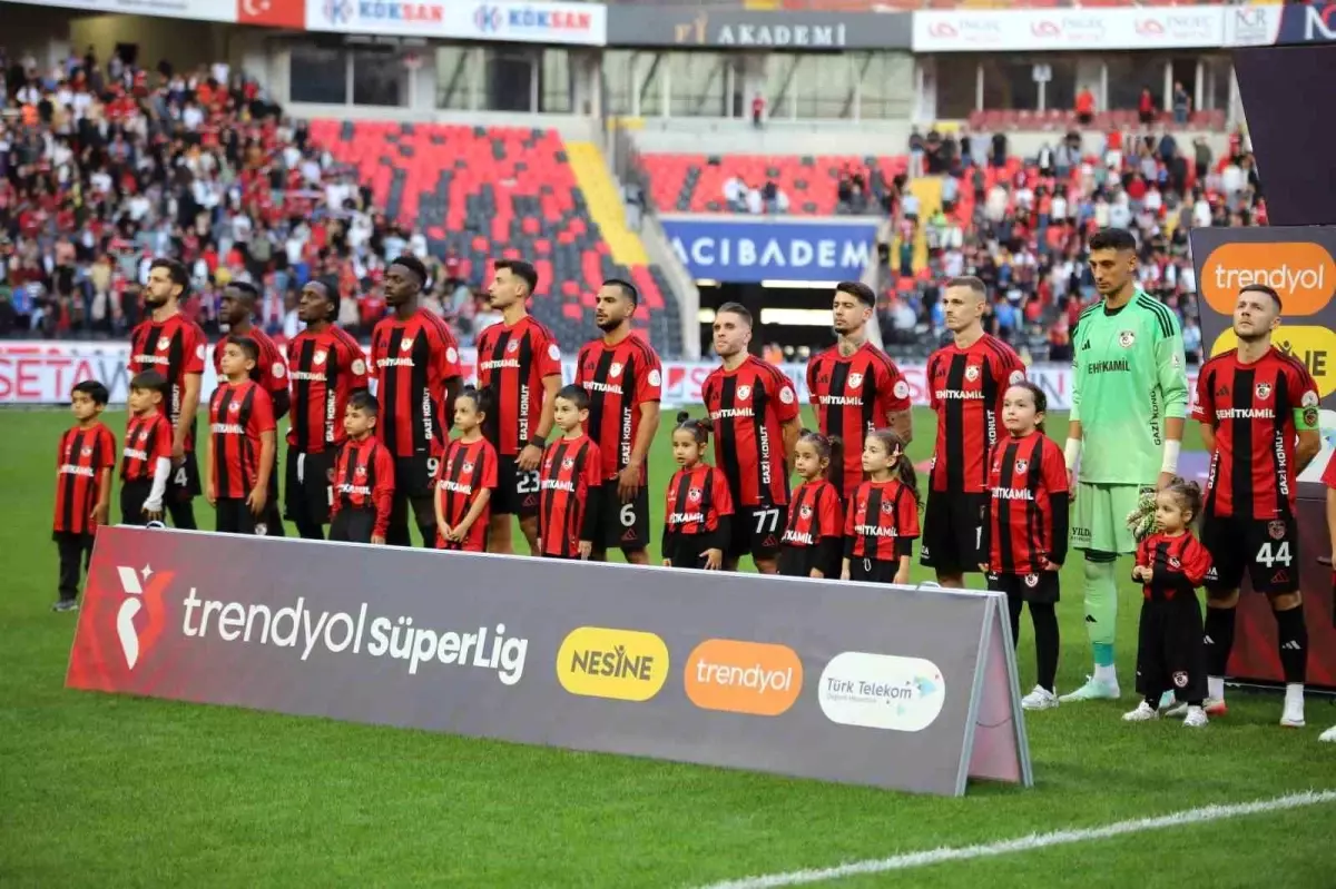 Gaziantep FK 2-0 Önde Gaziantep FK 2-0 Önde