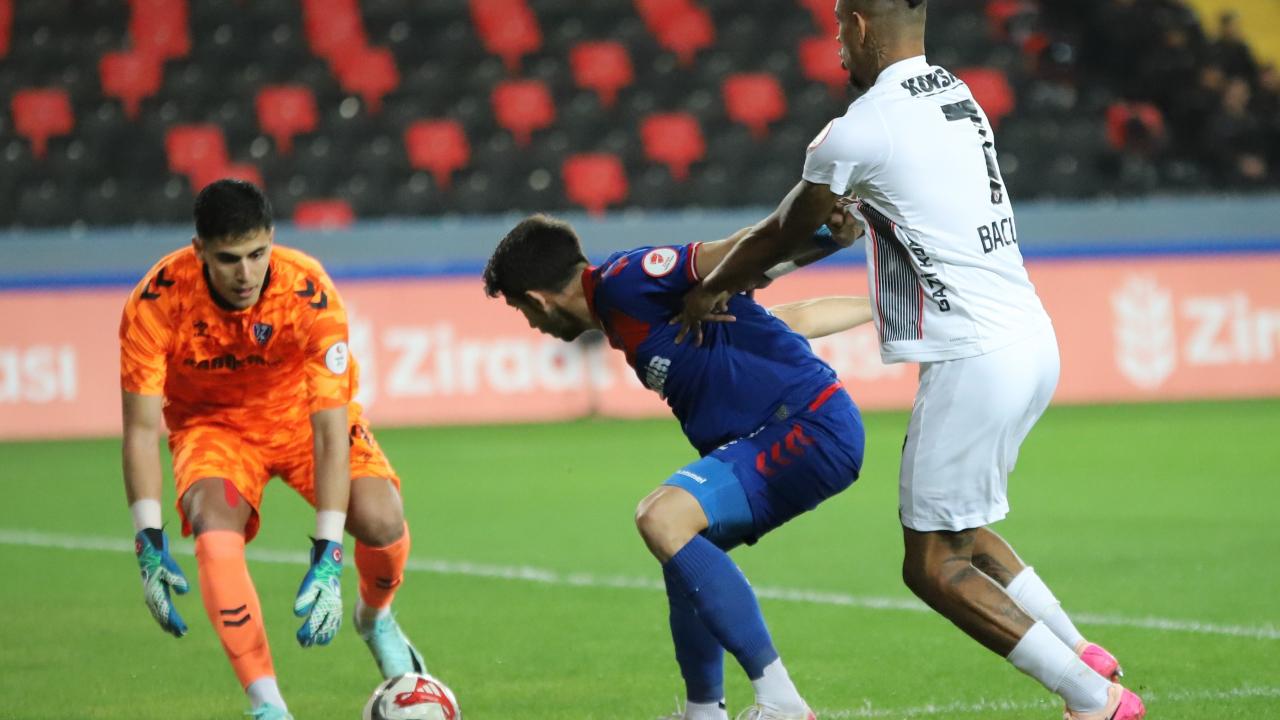 Gaziantep FK, Türkiye Kupası 3. Turunda Karabük İdman Yurdu'nu 2-0 Mağlup Etti