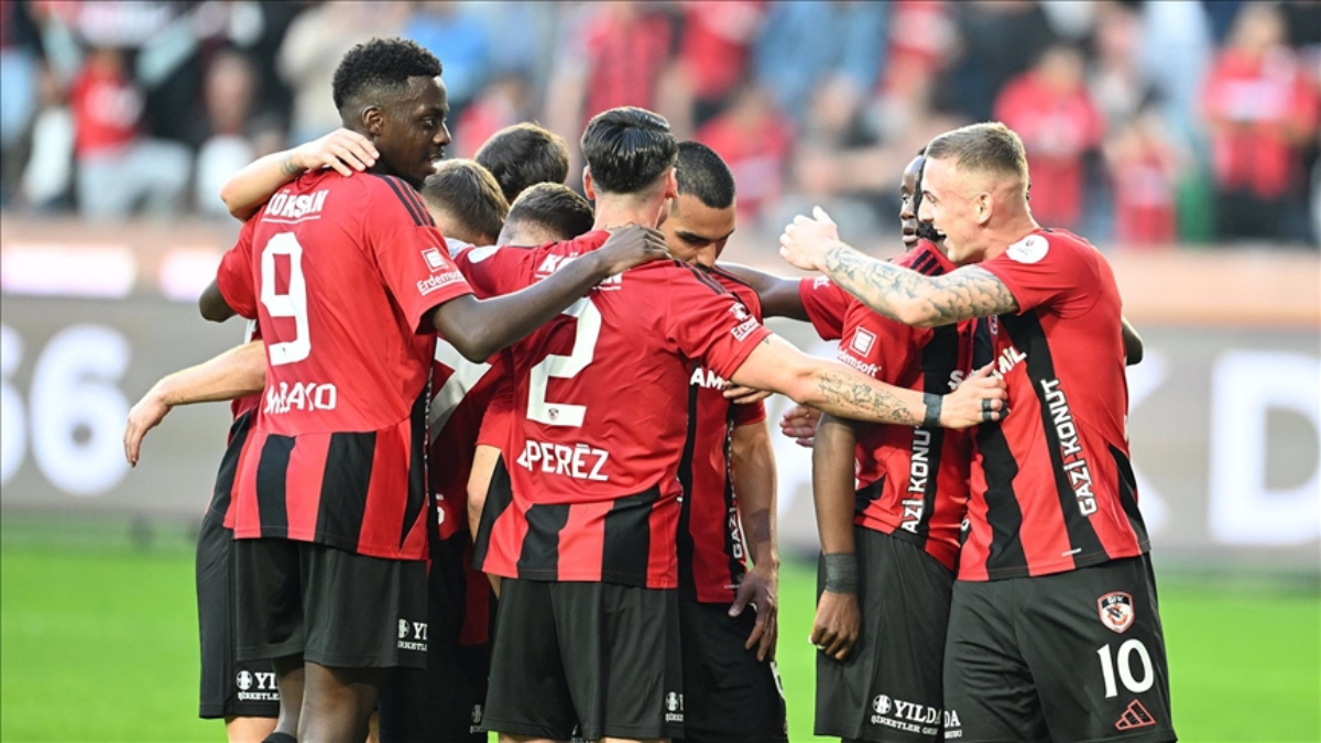 Gaziantep FK'nın Yenilmezlik Serisi 7 Maça Yükseldi