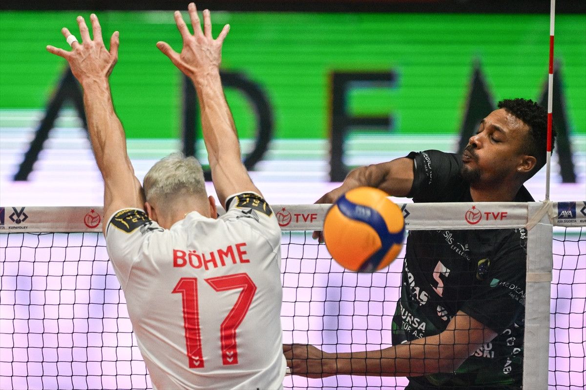 Gaziantep Gençlikspor'dan Bursa Büyükşehir Belediyespor'a 3-1'lik Zafer