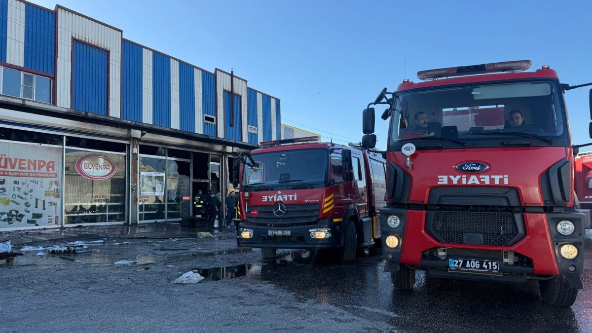 Gaziantep Sanayi Sitesinde Büyük Yangın Kontrol Altında