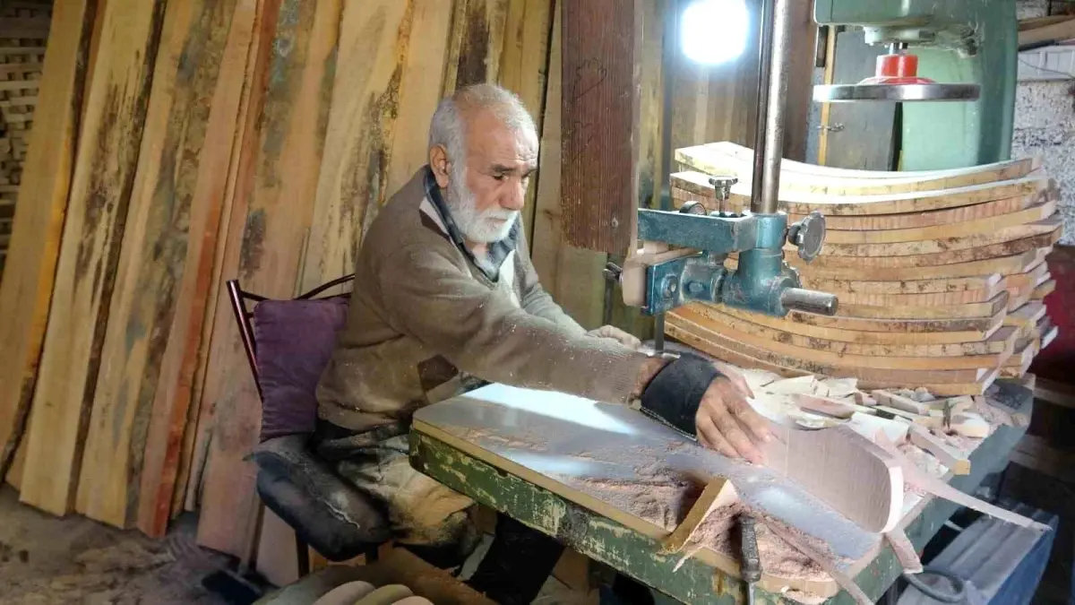 Gaziantep'te 62 Yıldır Ahşap Ustalığını Sürdüren Usta İmam Karakuş