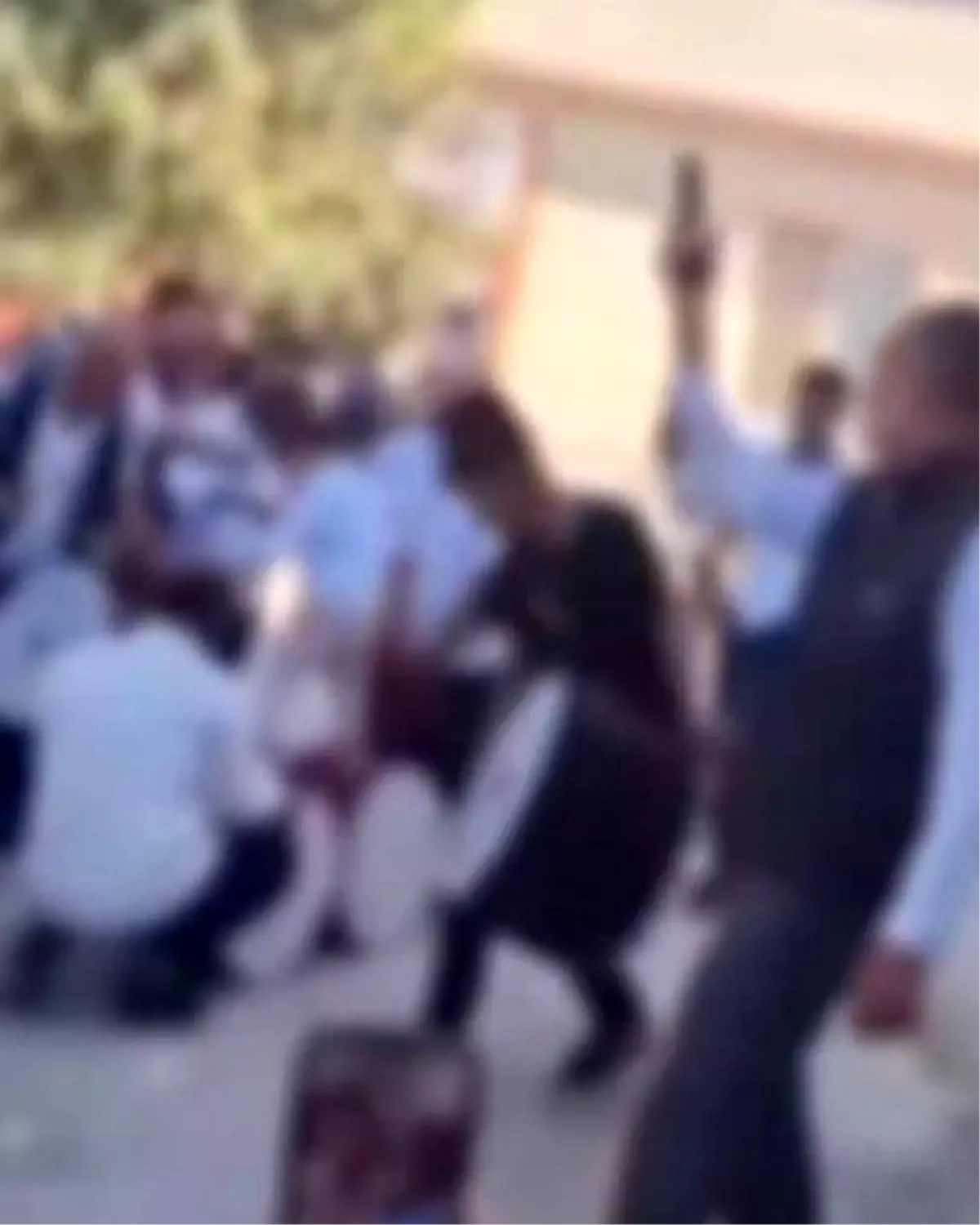 Gaziantep'te Düğünde Havaya Silah Sıkan Şahıs Polis Tarafından Yakalandı