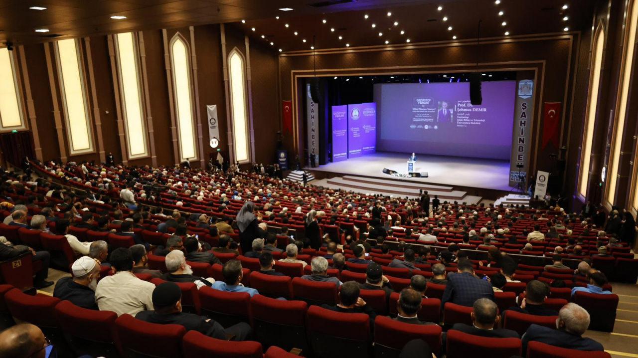 Gaziantep’te İslam Dünyasının Geleceğini Şekillendiren Forum II