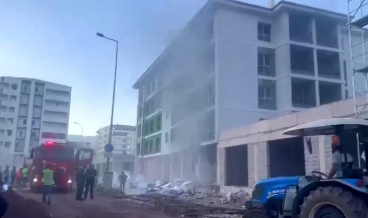İslahiye Deprem Konutunda Çıkan Yangın ve Müdahale Süreci