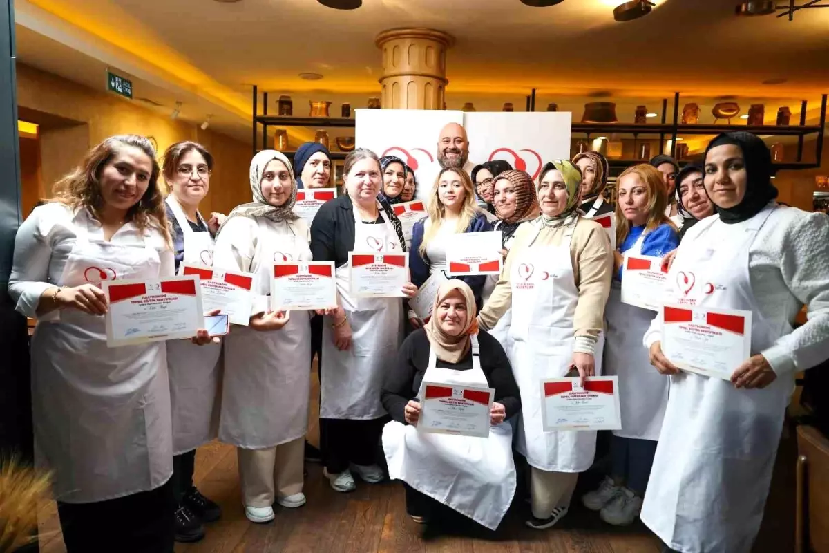 Kahramanmaraşlı Depremzede Kadınlar İstanbul'da Ünlü Şeflerle Mutfak Atölyesinde