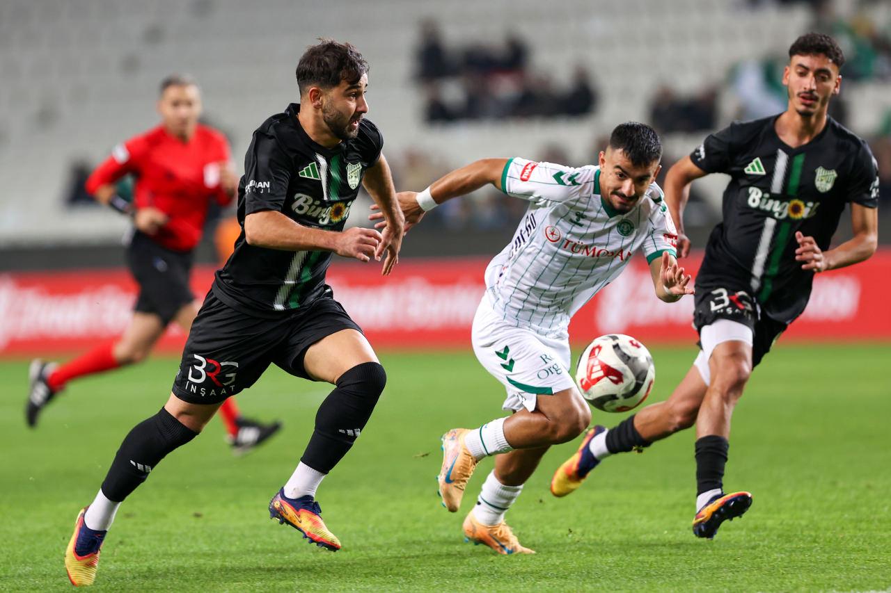 Konyaspor, 9 kişiyle Ziraat Türkiye Kupası'nda 12 Bingölspor'u 4-2 Yenerek Tur Atladı