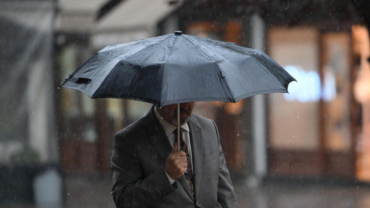 Meteoroloji Uyarıyor: 29 Ekim’de Sıcaklıklar 8 Derece Düşüyor, Sağanak ve Fırtına Geliyor