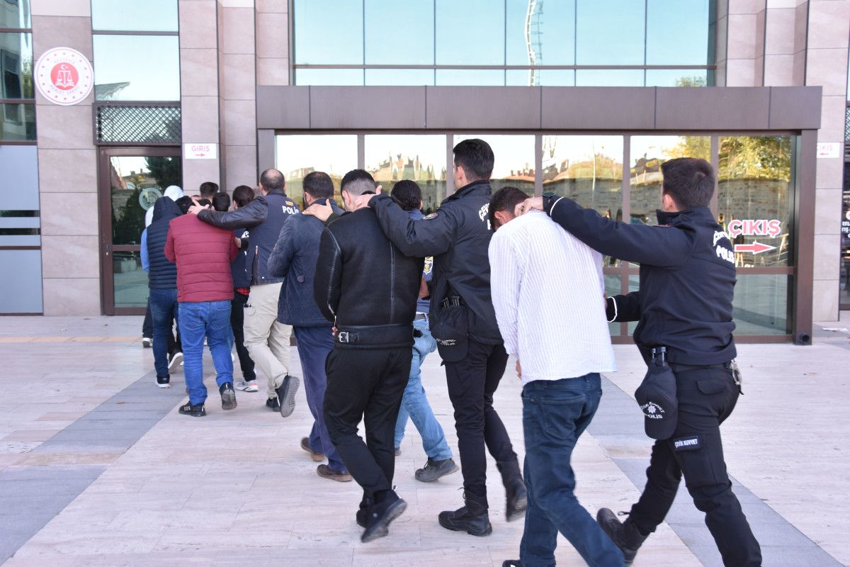 Nevşehir Üniversite Öğrencisi Liderliğinde Kripto Dolandırıcılık Çetesi Çökertildi