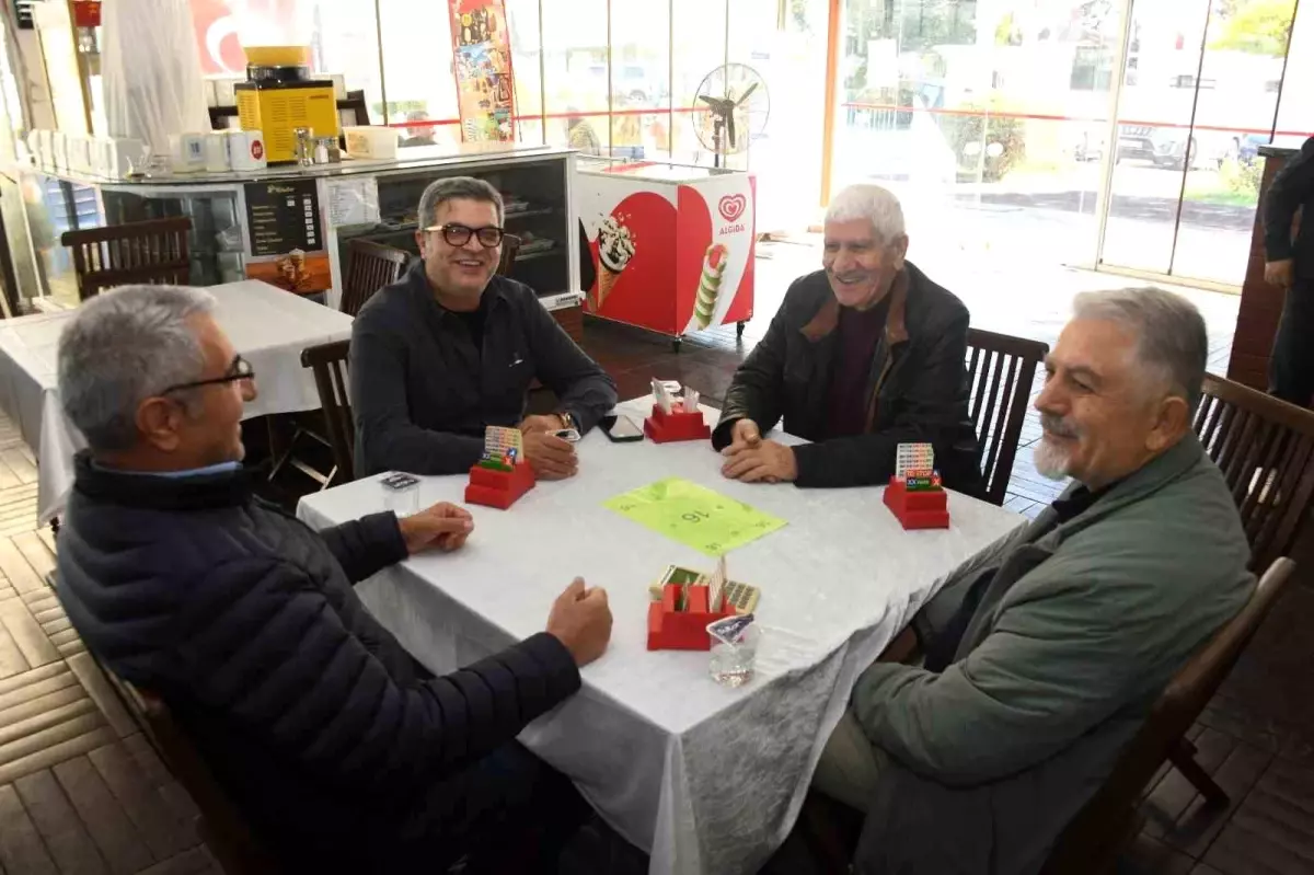 Osmangazi'de Zeka ve Strateji Dolu Briç Turnuvası Büyük Bir Coşkuyla Gerçekleşti