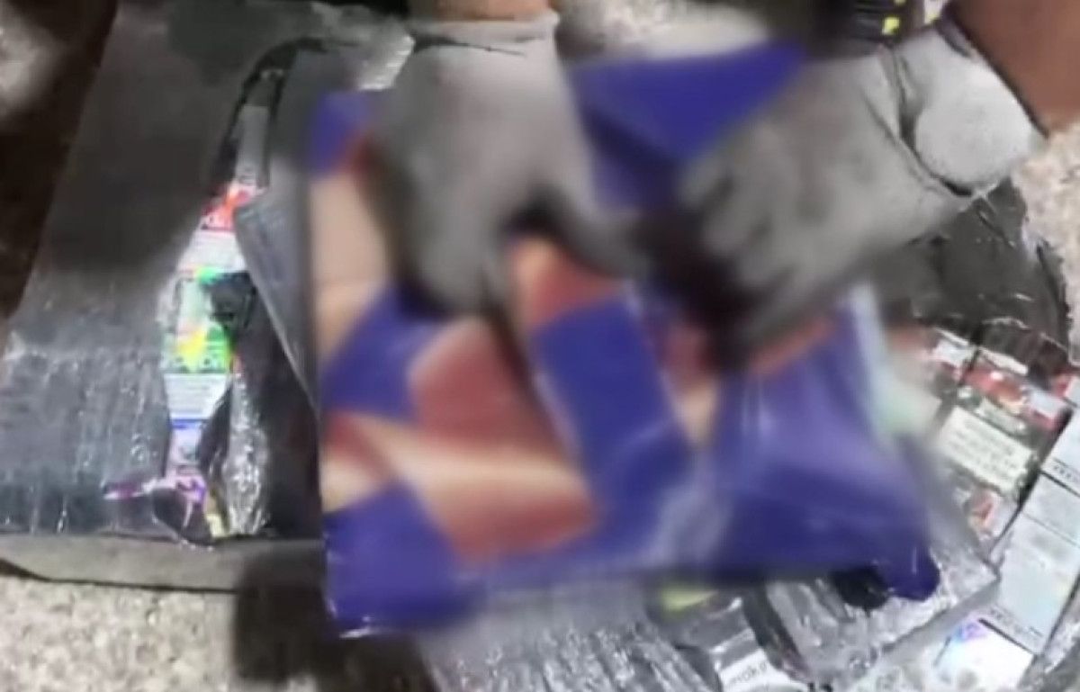 Osmaniye'de yolcu otobüsünde gizli bölmeden kaçak sigara çıktı