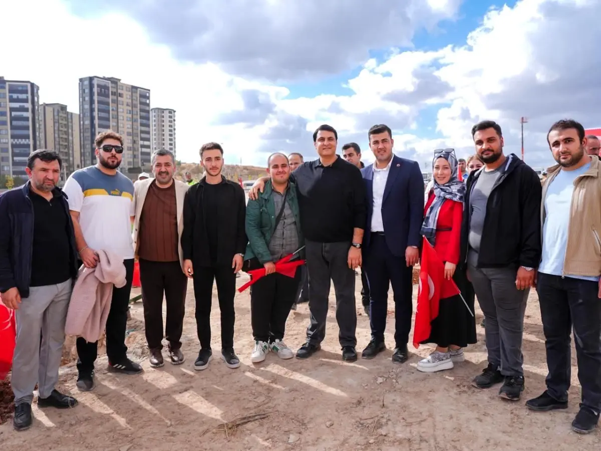 Şehitkamil'de gençler, Cumhuriyet için yürüdü