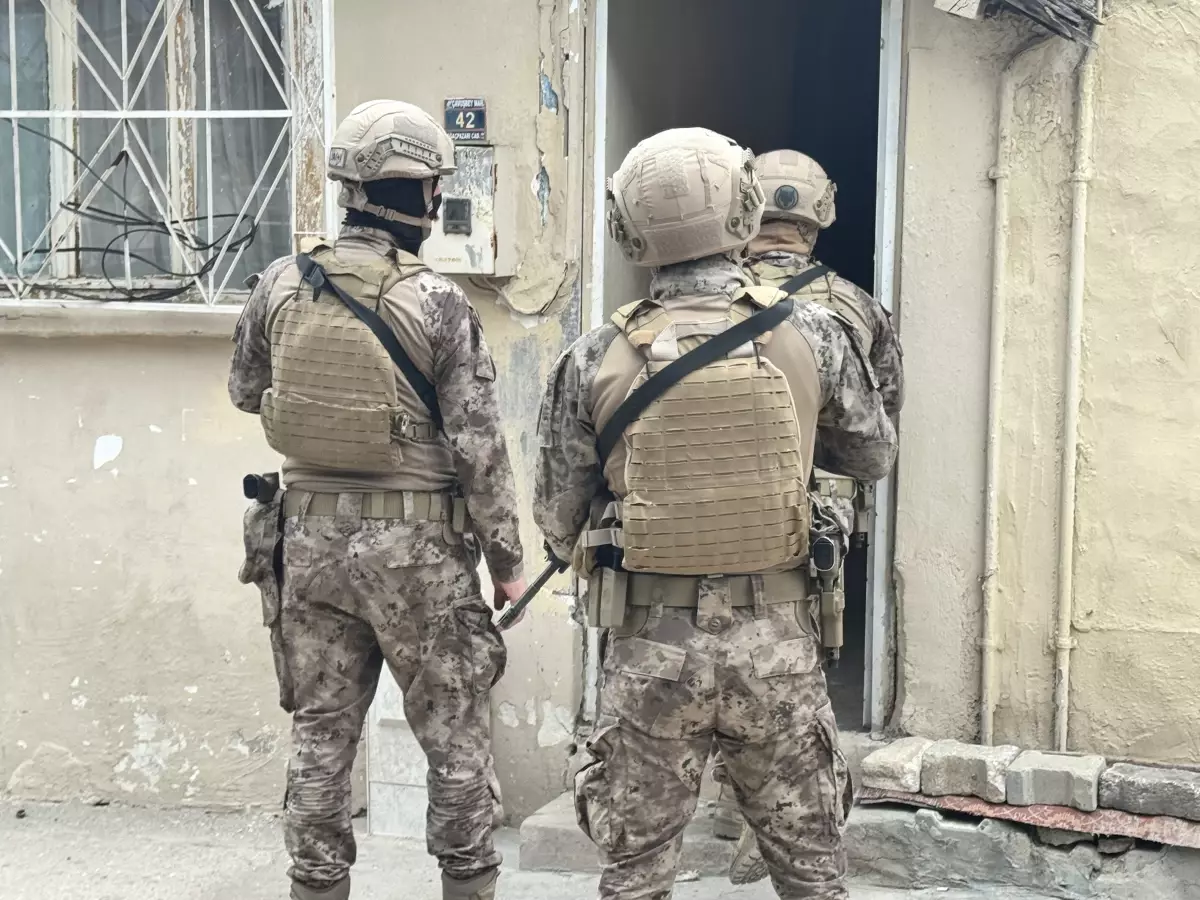 FETÖ'ye Yönelik Operasyonlar: 91 Yakalama, 64 Tutuklama