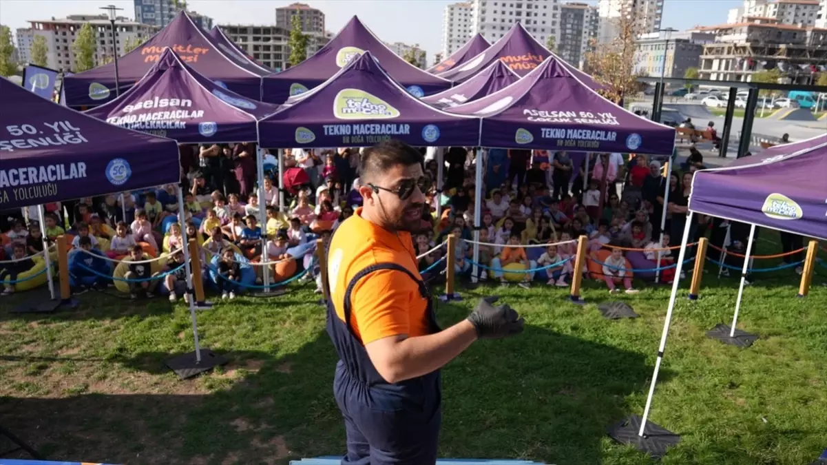 Tekno Macera Tırı, Çocuklara Bilimi Tanıtıyor