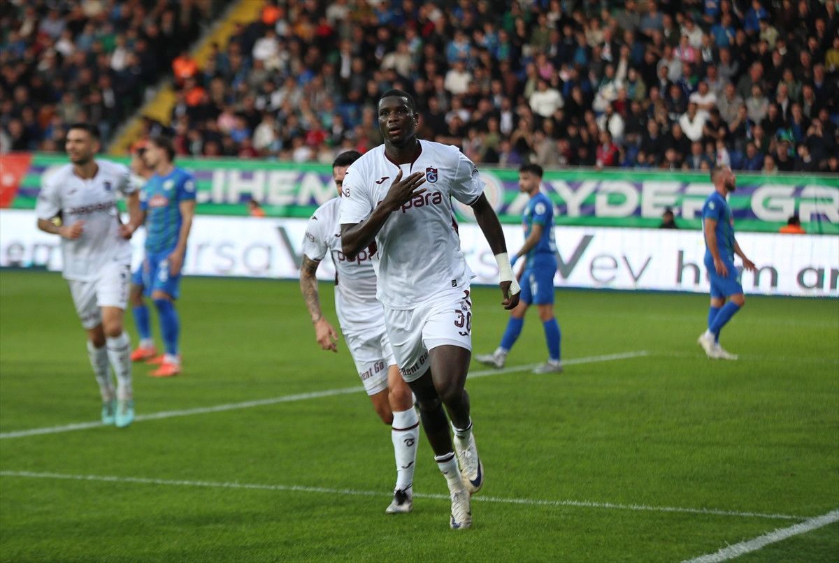 Trabzonspor'u Paul Onuachu ve Felipe Augusto'nun Golleri Taşıyor