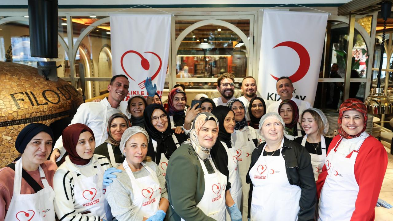 Türk Kızılayından depremzede kadınlara gastronomi eğitimi desteği