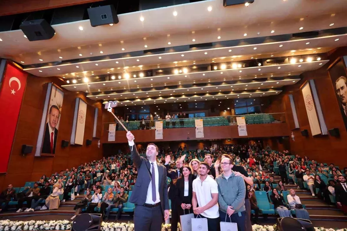 30 Altı Gençlik Zirvesi Ankara'da Gerçekleşti