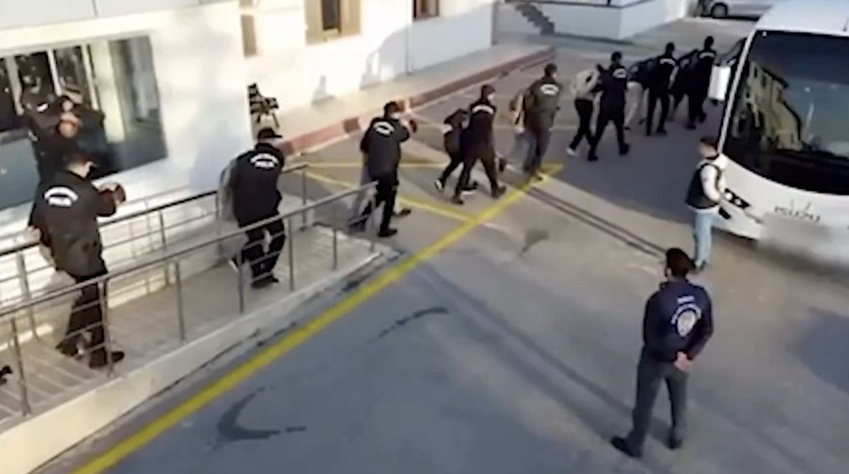 18 ilde siber suç operasyonu: 162 tutuklama