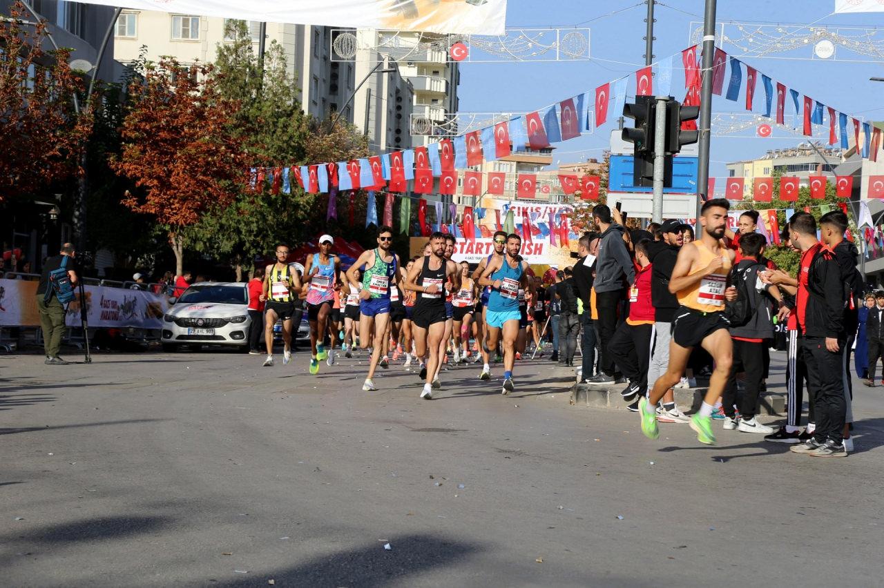 7. Gazi Yarı Maratonu 2025’te Rekor Katılımla Gaziantep’te Başlıyor