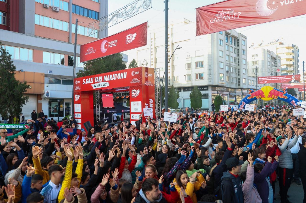 7. Gazi Yarı Maratonu 2025’te Rekor Katılımla Gaziantep’te Başlıyor