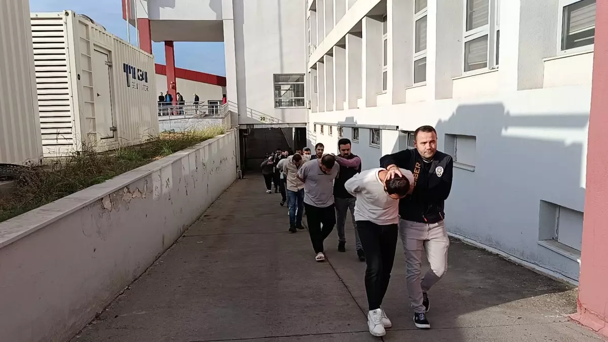 Adana'da Büyük Dolandırıcılık Şebekesi Operasyonu ve Çökertilmesi